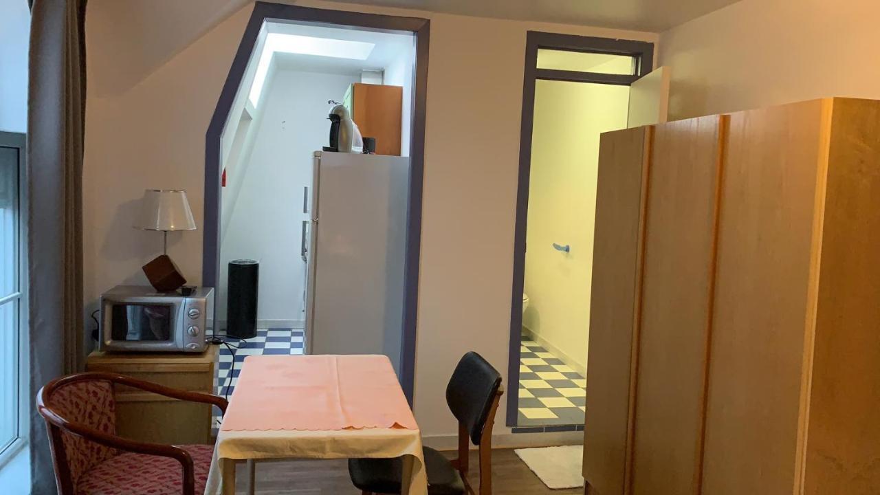 Yangs Garden Apartment Bruges Exterior photo